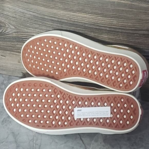 New Comfycrush Old Skool Fatal Floral Golden Brown Sneakers - Picture 9 of 10